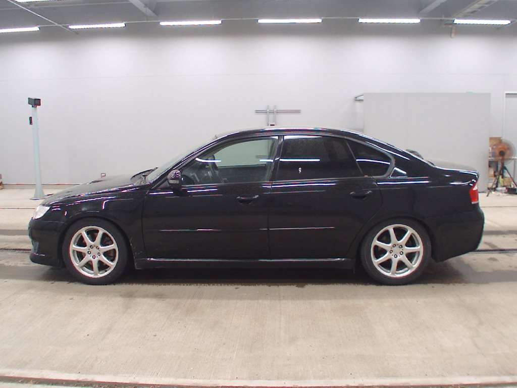 SUBARU LEGACY B4
