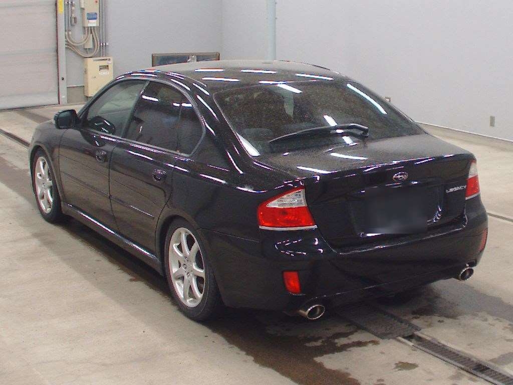 SUBARU LEGACY B4