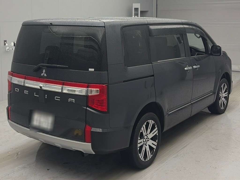 MITSUBISHI DELICA D:5