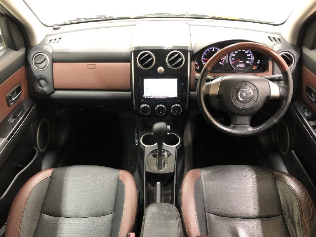 MAZDA VERISA