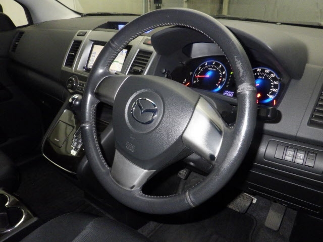 MAZDA MPV