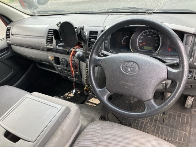 TOYOTA REGIUS ACE