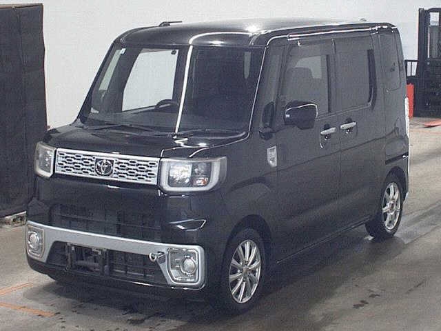 TOYOTA PIXIS MEGA