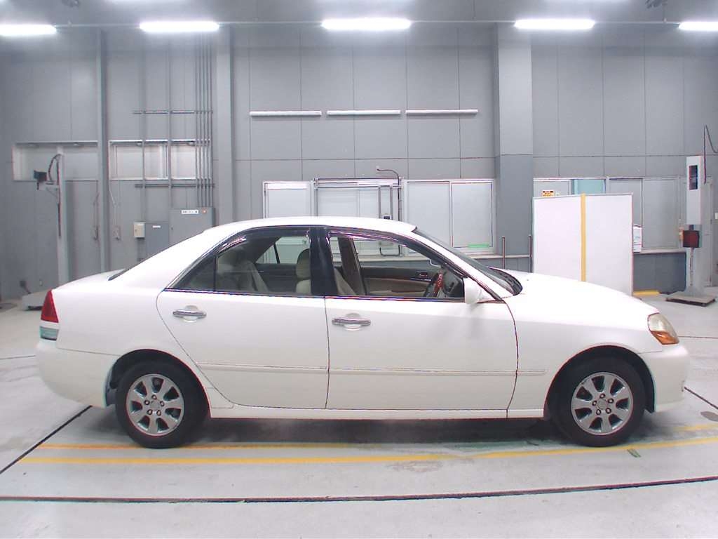 TOYOTA MARK II
