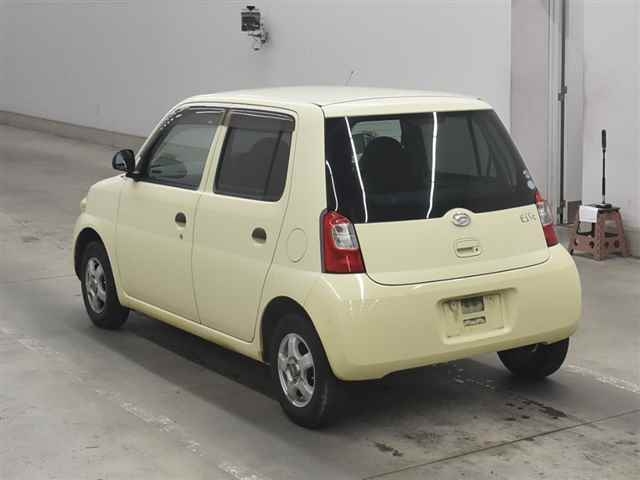 DAIHATSU ESSE