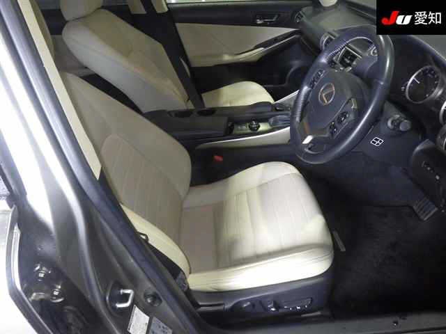 LEXUS IS250