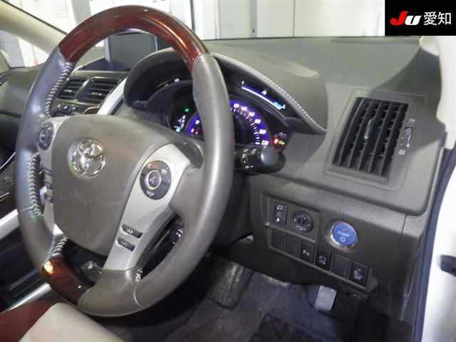 TOYOTA SAI