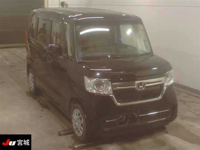 HONDA N-BOX