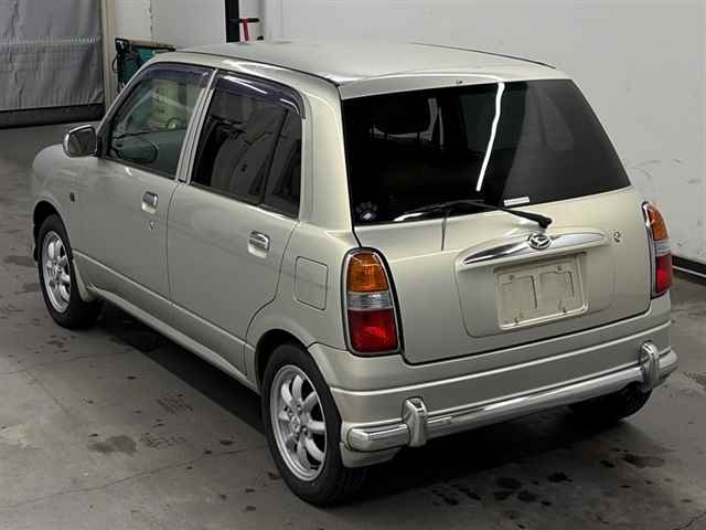 DAIHATSU MIRA GINO