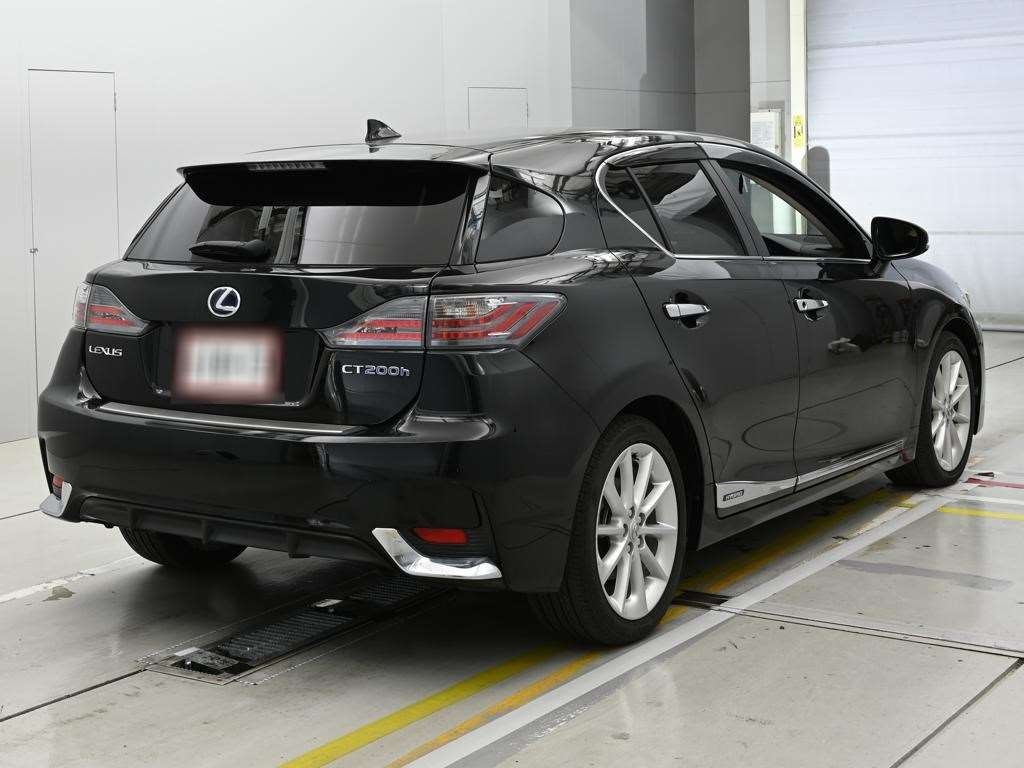LEXUS CT200H