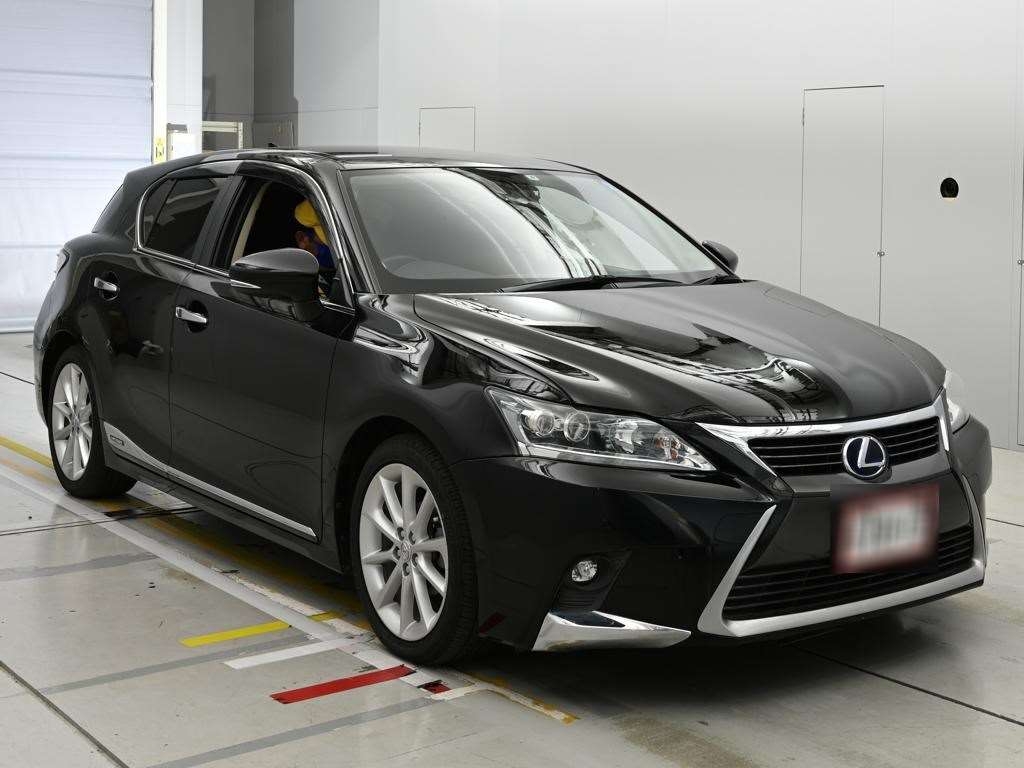LEXUS CT200H