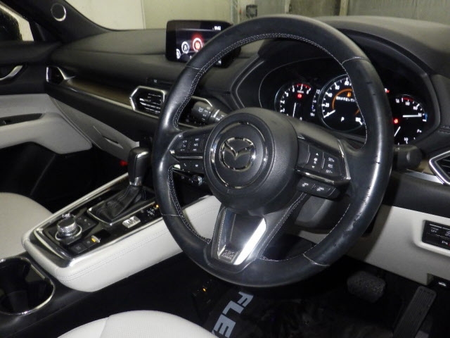 MAZDA CX-8