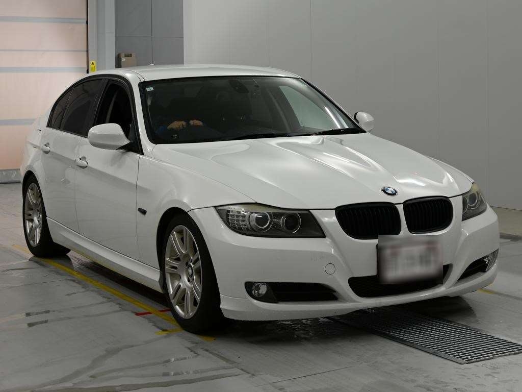 BMW 3-SERIES