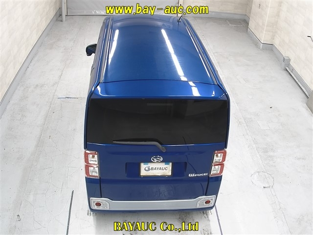 DAIHATSU WAKE