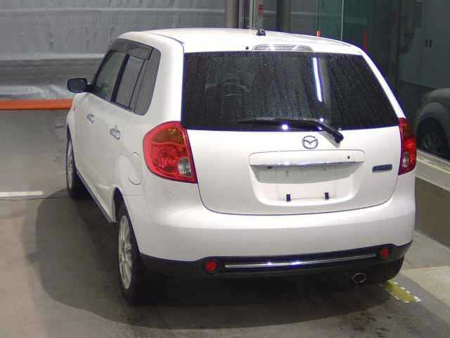 MAZDA VERISA