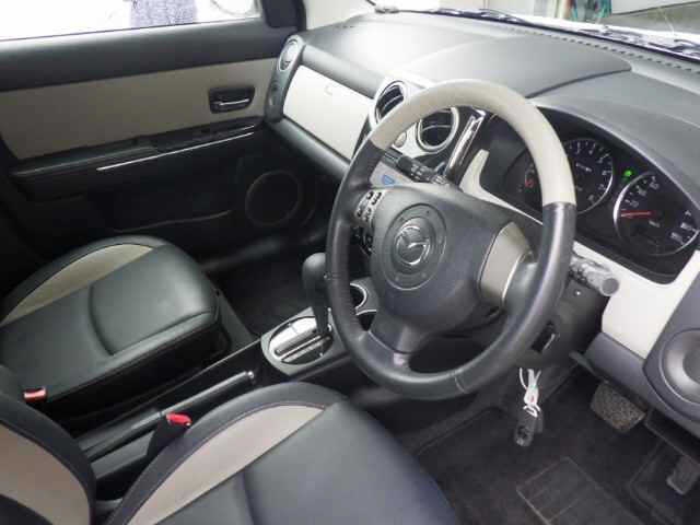 MAZDA VERISA