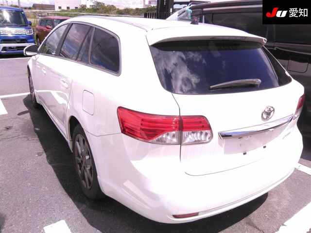 TOYOTA AVENSIS