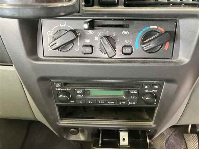 MITSUBISHI TOWN BOX