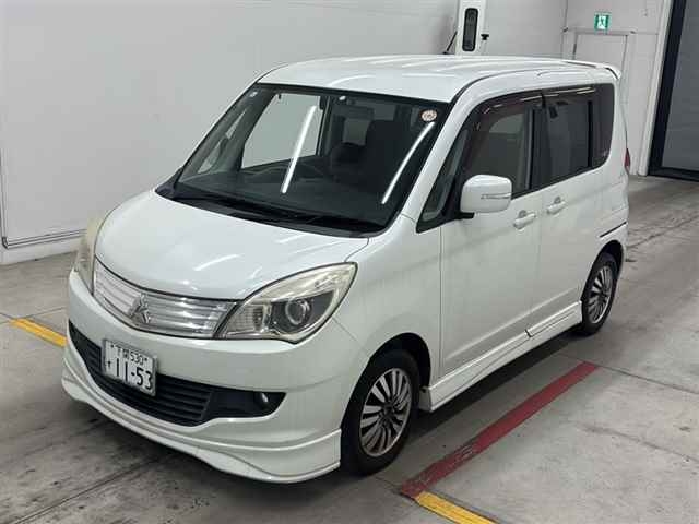 MITSUBISHI DELICA D:2