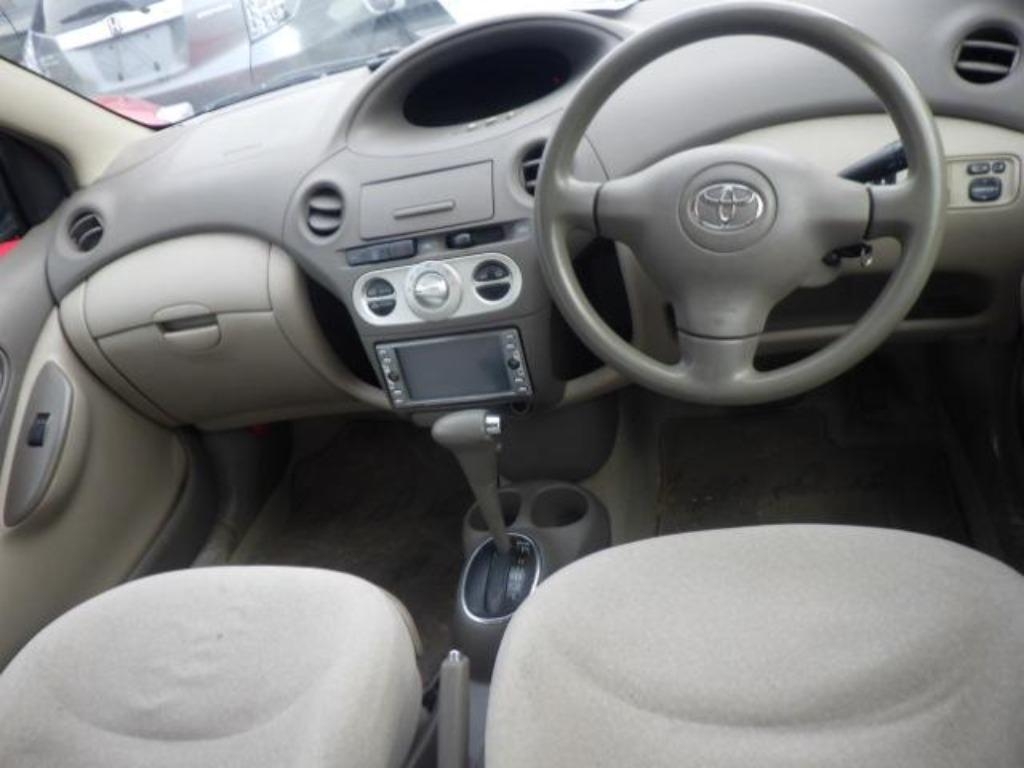 TOYOTA PLATZ