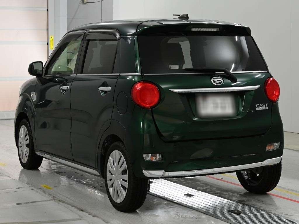 DAIHATSU CAST