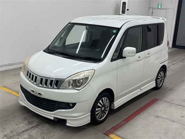 MITSUBISHI DELICA D:2