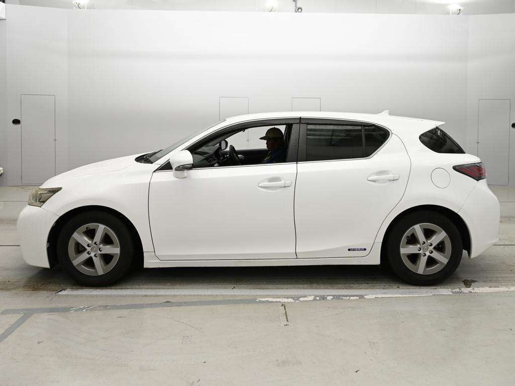 LEXUS CT200H