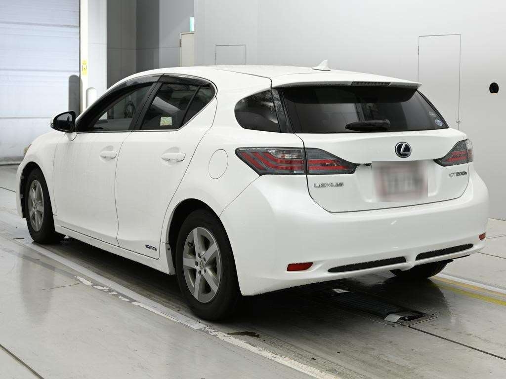 LEXUS CT200H