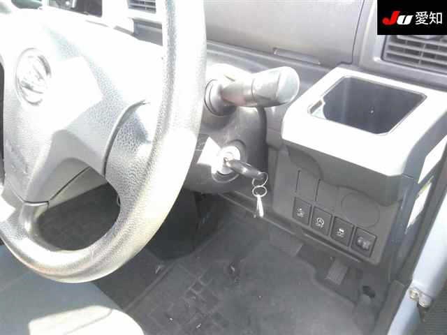 DAIHATSU HIJET CADDIE