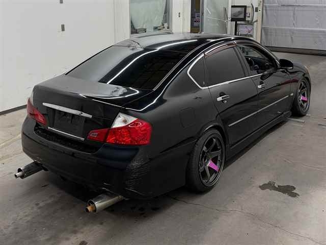 NISSAN FUGA