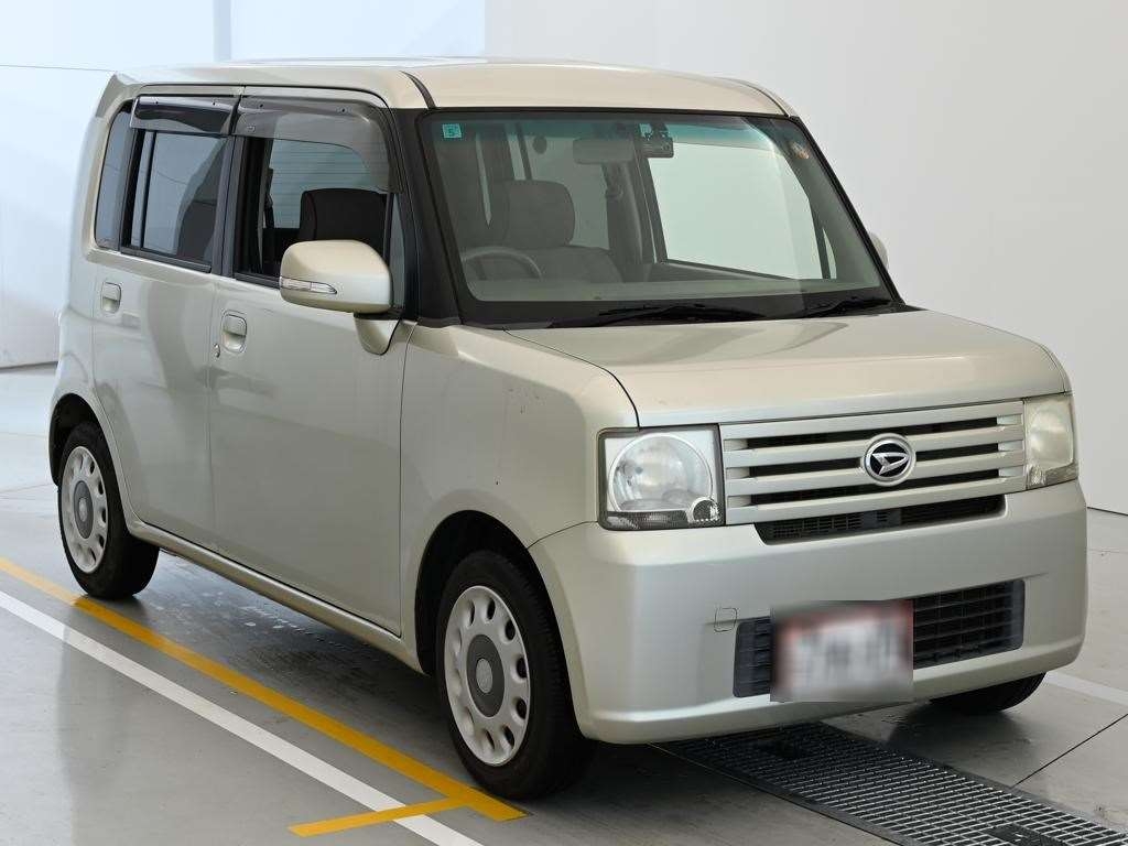 DAIHATSU MOVE CONTE