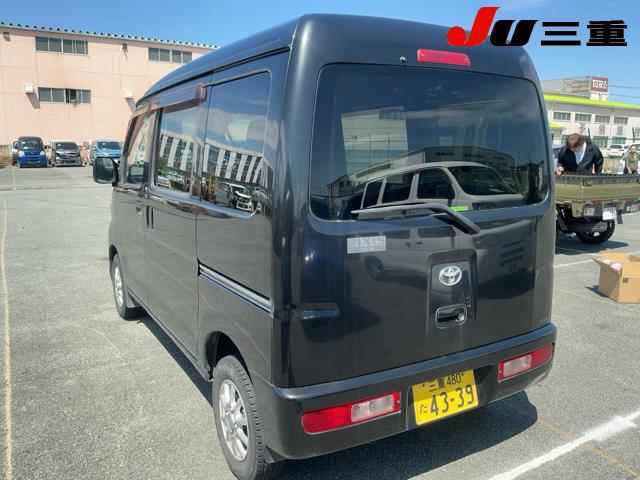 TOYOTA PIXIS VAN
