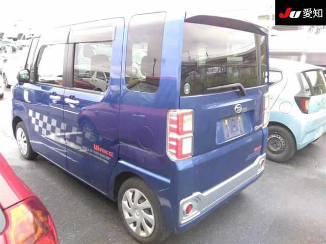 DAIHATSU WAKE