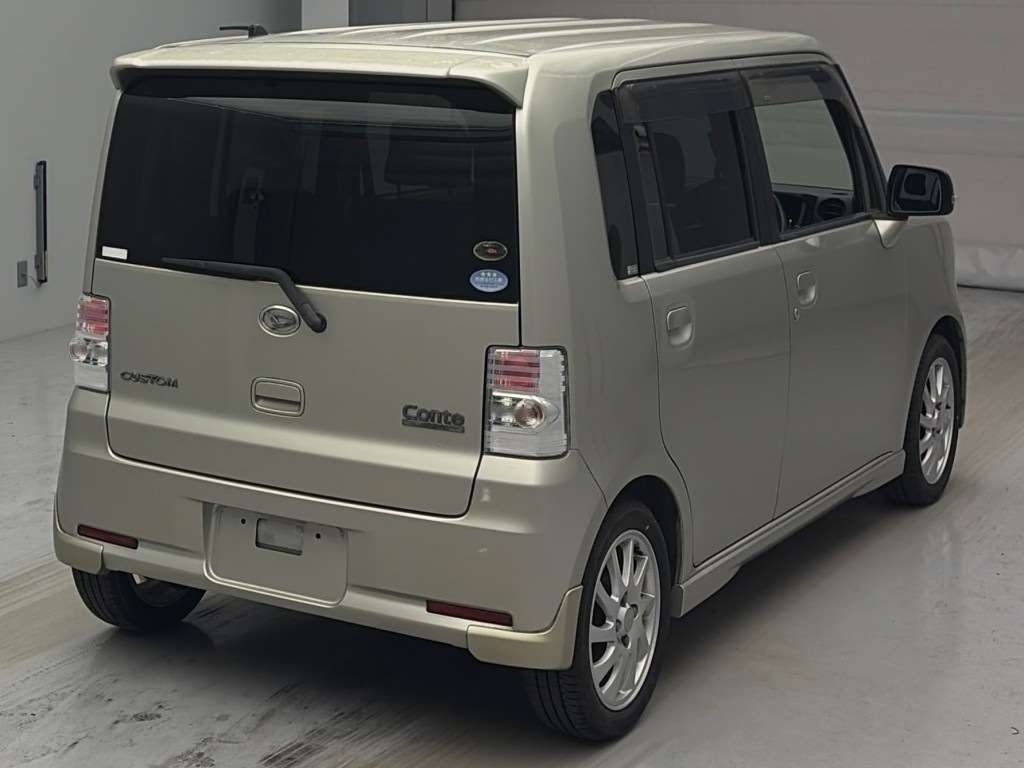 DAIHATSU MOVE CONTE