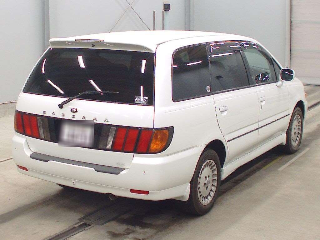 NISSAN BASSARA