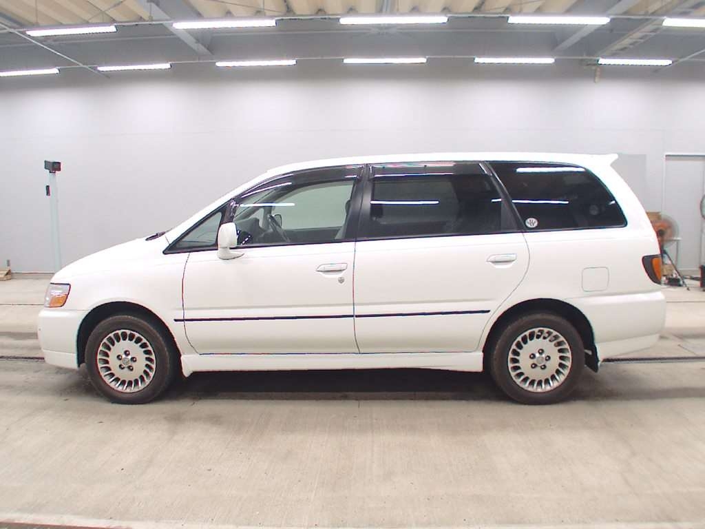 NISSAN BASSARA