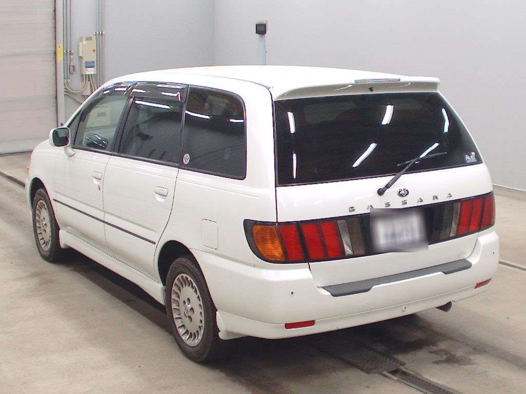 NISSAN BASSARA