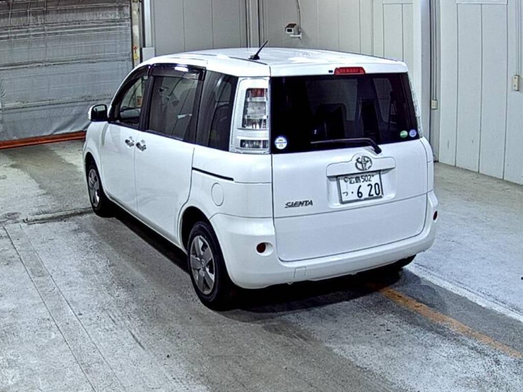 TOYOTA SIENTA