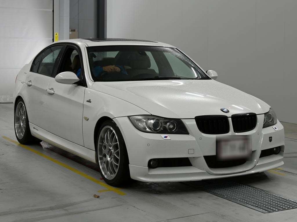 BMW 3-SERIES
