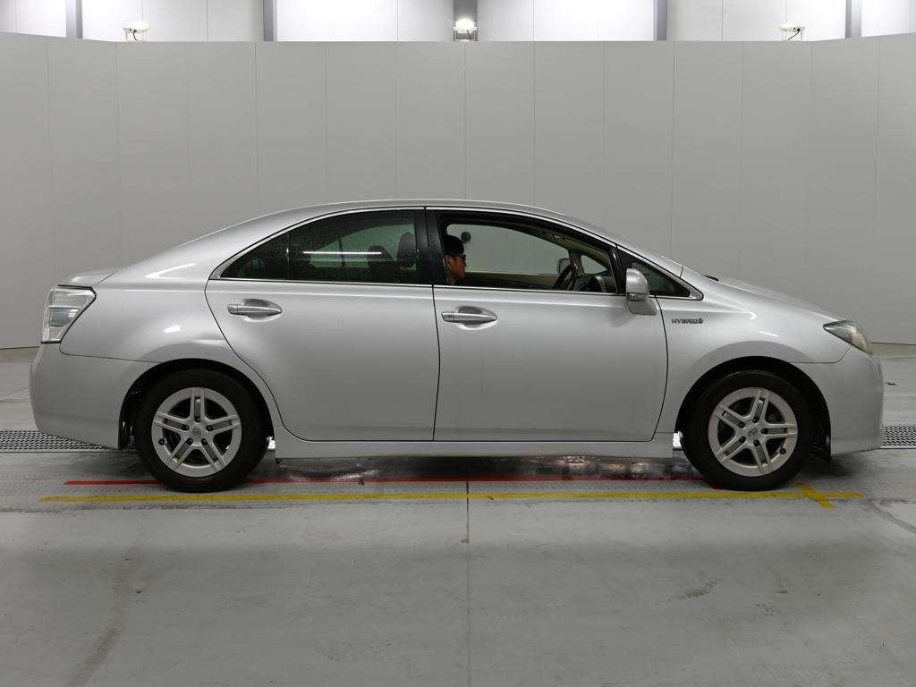 TOYOTA SAI