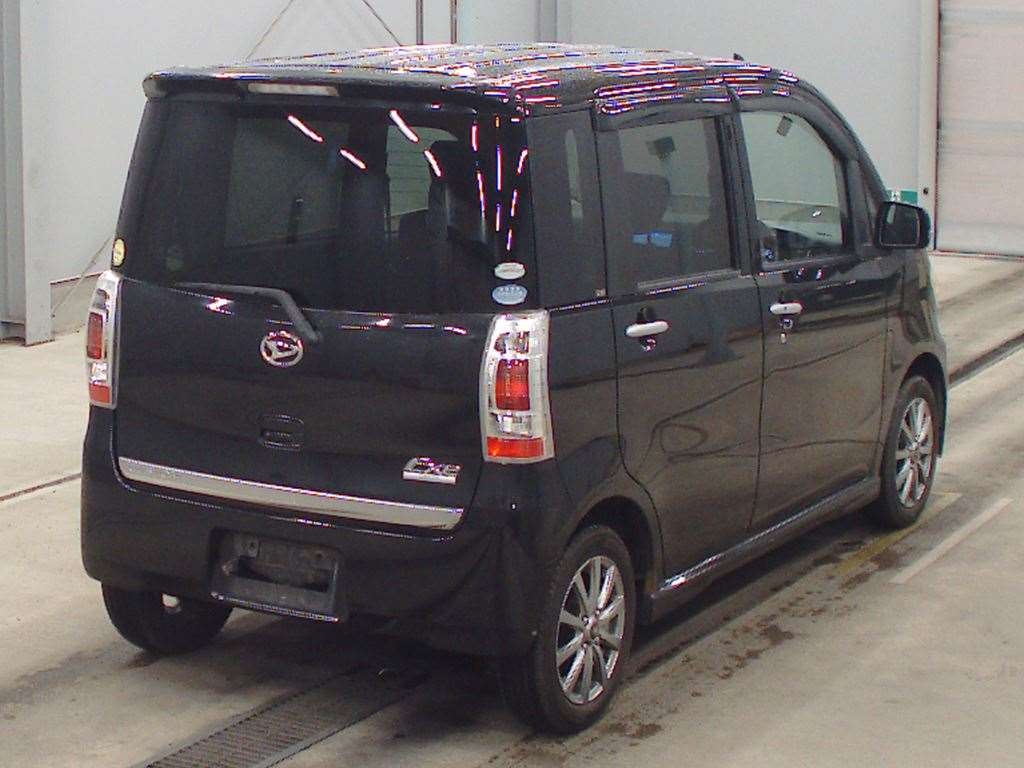 DAIHATSU TANTO EXE
