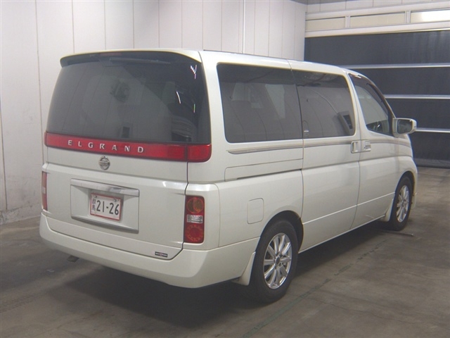 NISSAN ELGRAND