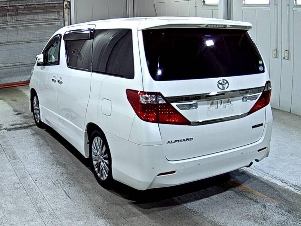 TOYOTA ALPHARD