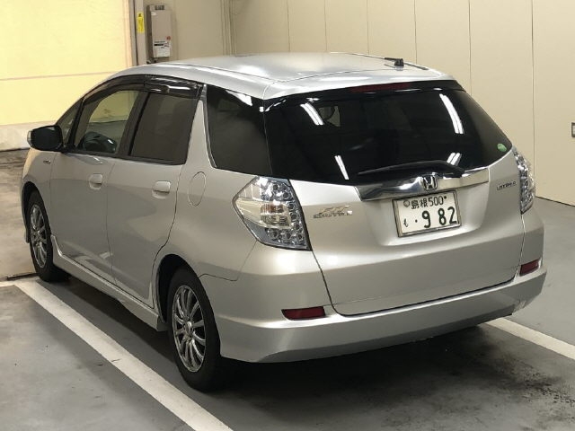 HONDA FIT SHUTTLE