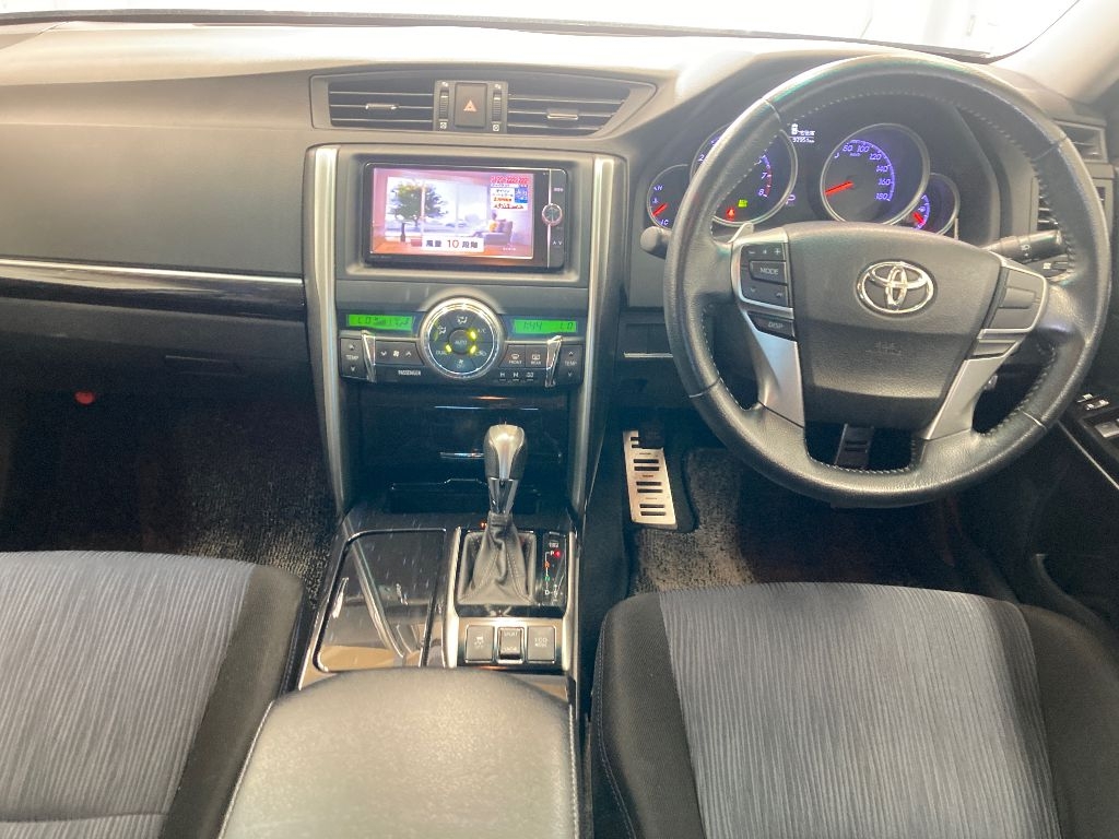 TOYOTA MARK X