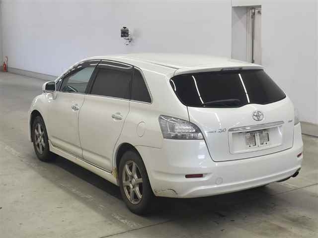 TOYOTA MARK X ZIO