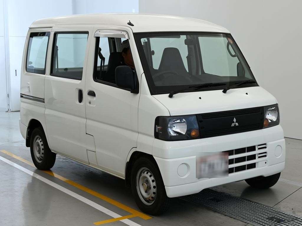 MITSUBISHI MINICAB