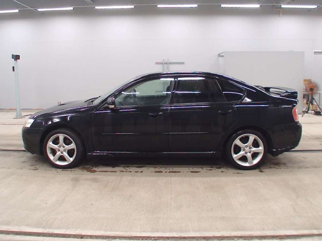 SUBARU LEGACY B4
