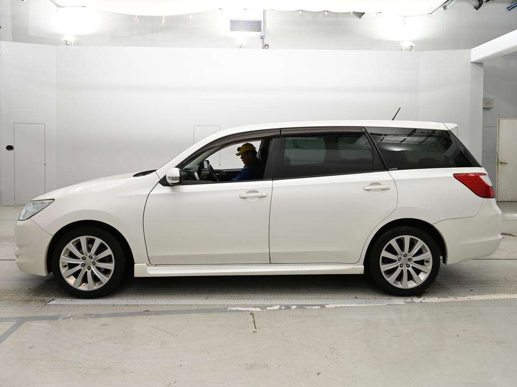 SUBARU EXIGA