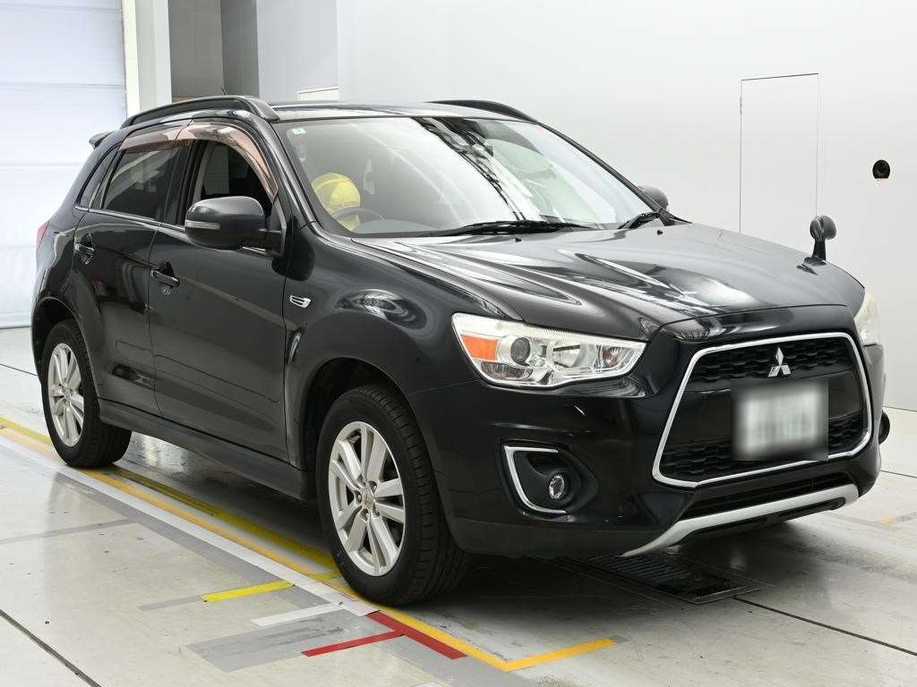 MITSUBISHI RVR